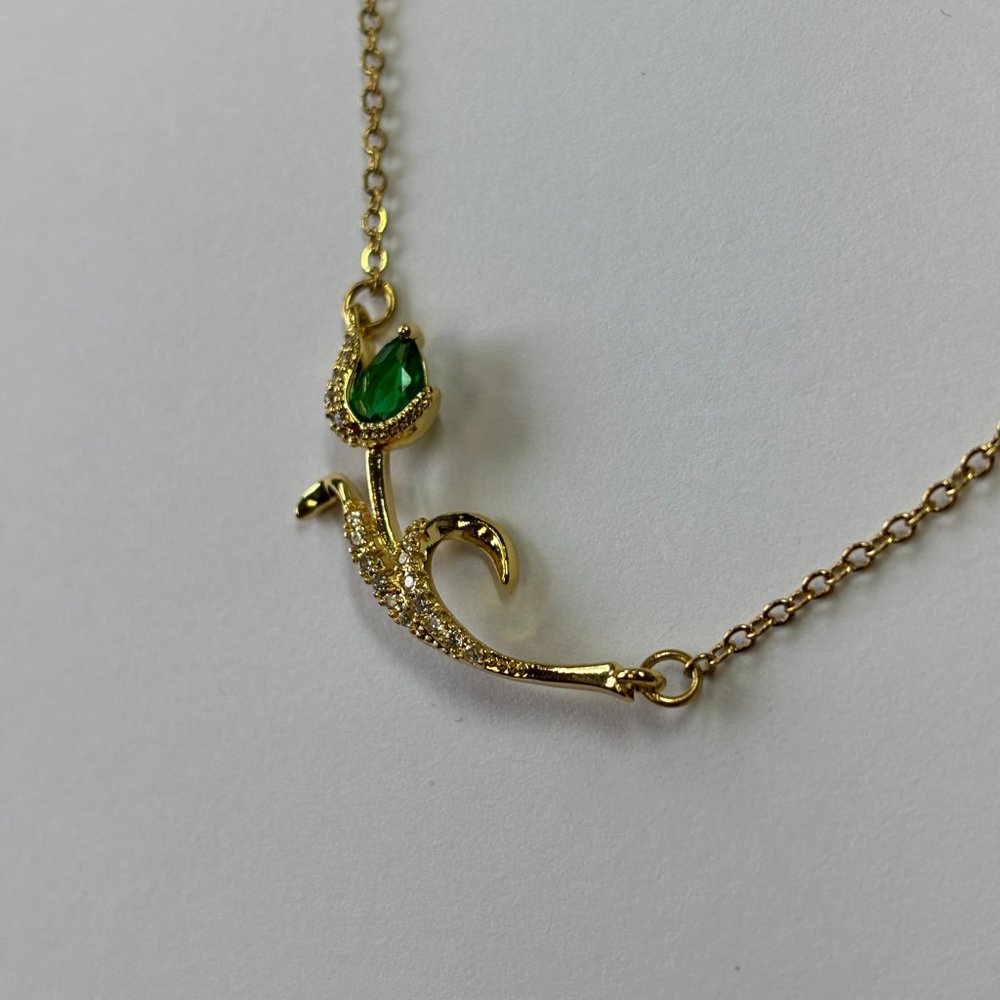 Gold 0.5 ct Jade Rose Zircon Pendant Necklace - Picture 9 of 16